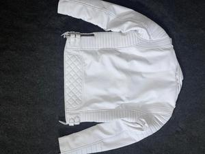 Veste en cuir blanc de haute qualité pour hommes, très élégante et stylée - Product Image 4
