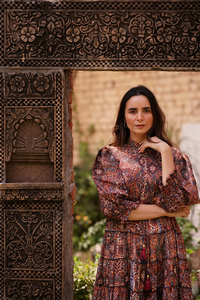 Midi bohème robe fluide en terreux Ajrakh marron élégant été mariage haut thé vêtements de jour pour la plage à la main coton soie mélange - Product Image 5