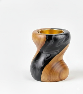 Quemador de Incienso Religioso Ecológico de Madera Hecho a Mano con Incrustaciones de Resina Epoxi, Acabado Brillante, Calidad Premium, Moderno - Product Image 1