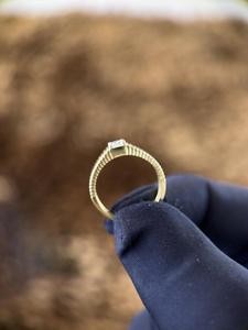 แหวนเพชรเม็ดเดี่ยวดีไซน์หรูหราขายส่ง พร้อมทองคำแท้ 14k สำหรับผู้ชายและผู้หญิง เหมาะสำหรับงานหมั้น งานแต่งงาน และของขวัญวันครบรอบ - Product Image 1