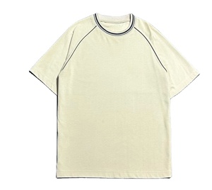 T-shirt unisexe de haute qualité personnalisable, en coton, style unique avec impression personnalisée, logo brodé, manches courtes. - Product Image 3