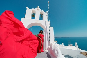 Robe longue fluide rouge en satin à col en V grande taille pour femme, élégante, avec traîne Watteau, style conte de fées romantique - Product Image 3
