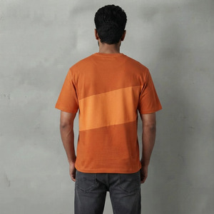 Camiseta de Hombre con Logotipo Frontal, Diseño Gráfico, Hombros Caídos, 100% Algodón, Impresión Digital, Fabricación Personalizada OEM - Product Image 2