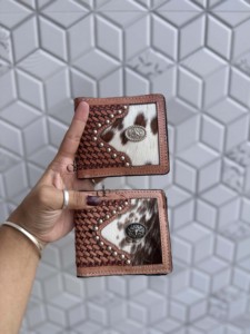 High Quality 2026 New Hand Tooled Leather <b>Wallet</b> Men's Long Zipper Cowhide <b>Wallet</b> Fashion Brown Colour Cash <b>Holder</b> Gift for Him - Product Image 1