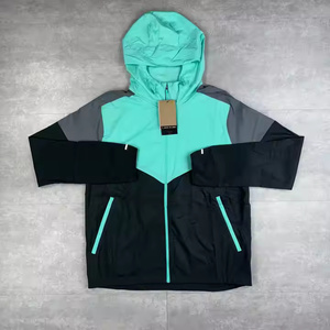 Ensemble de survêtement streetwear 100 % polyester respirant pour le sport en extérieur, ensembles de vêtements de sport décontractés coupe-vent avec logo personnalisé - Product Image 3
