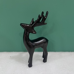 Escultura Decorativa de Reno Navideño en Aluminio con Acabado Negro para Exhibición en Mesa - Product Image 3