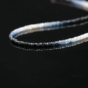 Collier en argent sterling avec fermoir en argent, perles rondes facettées en saphir bleu de qualité supérieure, 2,5 à 3 mm, 16 pouces - Product Image 1