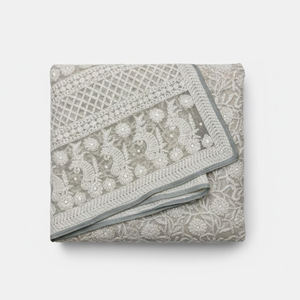 Sari Chikankari élégant avec de fines broderies traditionnelles, tissu doux et look ethnique gracieux - Product Image 2