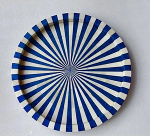 Bandeja de Servicio con Incrustaciones de Resina Hecha a Mano, Personalizable, Mejor Color, Último Diseño y Calidad Superior - Product Image 1