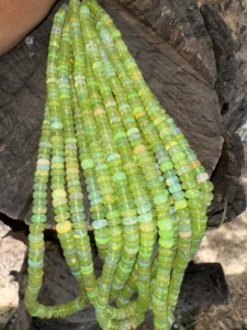Cuentas de Ópalo Etíope Verde AAA, Lisas y en Forma de Rondelle, de 5.5-6.5mm, Color Loro, Cuentas de Ópalo de Fuego, Hilo de Cuentas de Ópalo Verde - Product Image 3