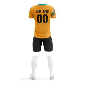 Ensemble de maillots de football personnalisés de haute qualité, maillots de football pour hommes, vente en gros, design par transfert thermique, uniformes de football pour jeunes - Product Image 5