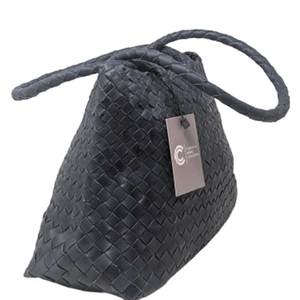 Fashion Leather Handbag for Women Hand-woven Stylish Tote Bag Wholesale Supplier at wholesale price - Product Image 3