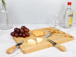 Tabla de cortar de madera de acacia, bandeja rectangular para servir queso, tabla de picar con utensilios para servir - Product Image 1