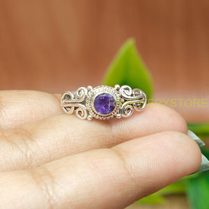 แหวนเงินแท้ 925 ประดับพลอยอเมทิสต์สีม่วงธรรมชาติ ดีไซน์ลายฉลุโบราณ ทำมือ สไตล์โบฮีเมียน สำหรับผู้หญิง เครื่องประดับสไตล์ชาติพันธุ์ - Product Image 3