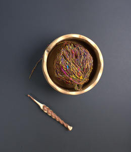 Collection de crochets à tricoter en bois faits à la main, robustes et légers, outils artisanaux de qualité supérieure pour les passionnés de tricot - Product Image 2