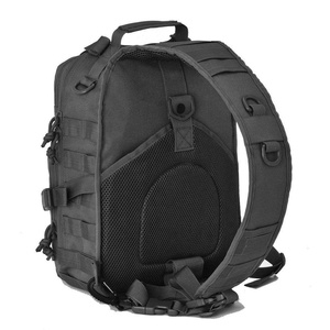 Sac à bandoulière tactique multifonctionnel pour homme, sac messager pour la chasse, le camping et les voyages en plein air - Product Image 4