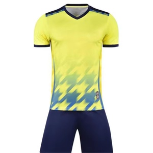 Camiseta de Fútbol Personalizada para Hombre, Uniforme con Diseño de Logotipo Personalizado, Calidad Profesional, 100% Poliéster, Secado Rápido, Transpirable, para Verano - Product Image 1