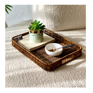 Bandeja de Servir Rústica de Lujo de Ratán, Hecha a Mano, con Asa de Madera Natural, Organizador de Aperitivos y Té, Calidad Premium para Mesa de Comedor en el Hogar - Product Image 1