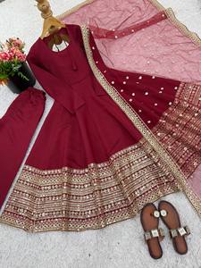 Conjunto de vestido Anarkali de seda romana completamente cosido con forro de microalgodón y bordado de lentejuelas en dupatta de malla pesada. - Product Image 6