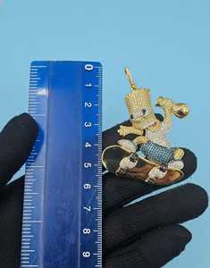 Colgante de Plata 925 con Moissanita y Diseño 3D de Dibujos Animados, Estilo Hip Hop, para Fiestas y Eventos, Colgante de Rapper con Incrustaciones de Diamantes - Product Image 6