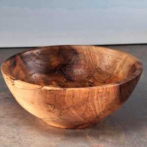 Cuenco de Madera Artesanal Tradicional con Granadas, Decorativo Rústico para Exhibición de Frutas, Redondo, de Madera Natural - Product Image 2