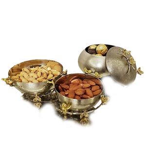 ชุดชามสเตนเลสโลหะสำหรับตกแต่งทำด้วยมือพร้อมฝาชามทำจากอะลูมิเนียมดีไซน์รูปดอกไม้3ชุด - Product Image 1