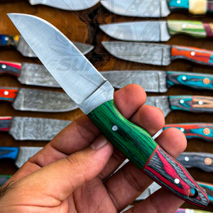 Couteau de chasse professionnel à lame fixe en acier Damas à bas prix, fournisseur en gros de couteaux de chasse, couteaux d'extérieur pour acheteurs en grande quantité - Product Image 1