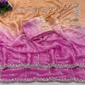 Sari en satin de soie Reglance avec perles et broderies Dana, style tendance, élégant, traditionnel, riche et de créateur, pour femme - Product Image 6