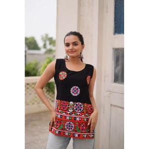 LAUNCHING NEW MODERN FESTIVE PARTY WEAR DESIGNER <b>KURTI</b> FABRIC GEORGETTE KUTCHI GAMTHI WORK Reversible Women's Diwali Wedding - Product Image 1