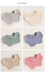 Bavoir en coton gris avec boutons réglables, design minimaliste, bavoirs pour bébé - Product Image 6