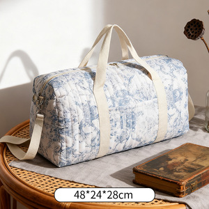 Bolsa de Viaje Acolchada de Algodón con Estampado de Conejitos, Bolso de Mano Ligero para Fin de Semana - Product Image 6