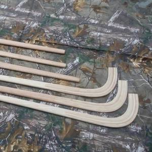 Bâtons de hockey sur roulettes pour jeunes en bois avec tressage en fibre de verre, modèle Ews0006, fabriqués par Eoin Winston Sports, emballage Sialkot Pakistan - Product Image 3