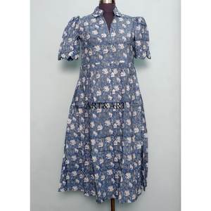 Vestido largo midi de algodón de estilo simple, hecho a mano en India, con diseño nuevo, cuello en V y bolsillos, para fiestas y ocasiones especiales. - Product Image 1