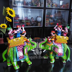 Paire d'éléphants en bois Art Déco faits à la main de qualité supérieure (6 po) – Ensemble de figurines animales peintes et colorées, sculpture décorative polie pour la maison - Product Image 5
