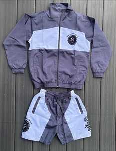 Conjunto Deportivo Corto Personalizado con Capucha, de Poliéster y Algodón, Transpirable, Cortavientos, Ligero, Impermeable y de Alta Calidad - Product Image 3