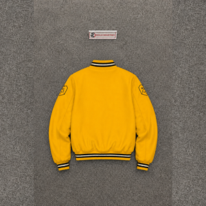 Chaqueta Varsity PREMIUM GOLD con Patrón Geométrico, Corte Regular, Estilo Casual para Otoño, Cuello Camisero, Material de Poliéster, URBAN STR - Product Image 6