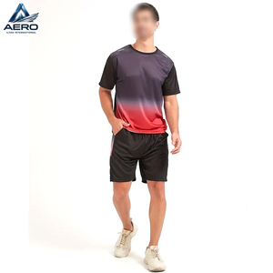 ชุดเสื้อยืดและกางเกงขาสั้นออกกำลังกายสำหรับผู้ชาย สีดำแดง ระบายเหงื่อได้ดี เหมาะสำหรับวิ่ง ฟิตเนส และการฝึกซ้อมในยิม - Product Image 2