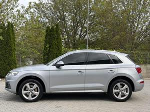 Audi Q5 Premium 4dr SUV AWD Usado 2025 - Product Image 1