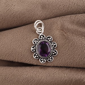 Collier pendentif vintage en argent 925 avec améthyste, forme fleur, serti clos, breloque pour femme, idéal pour fiançailles, mariage, fête ou usage quotidien - Product Image 2