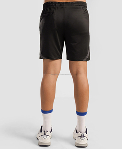 กางเกงขาสั้นฮิปฮอปเอวกลางสำหรับผู้ชาย ระบายอากาศได้ดี กันลม แห้งเร็ว ผ้าลูกฟูก สีพื้น มีเชือกผูก ปิดด้านซ้าย โพลีเอสเตอร์ 100% - Product Image 2