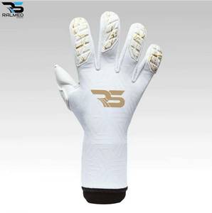 Gants de gardien de but de football RALMED SPORTS à doigts entiers en cuir 4 mm (adhérence par contact) antidérapants, imperméables, fermeture à boucle réglable - Product Image 3