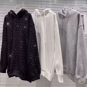 เสื้อฮู้ดดี้ผ้าฟลีซแบบโอเวอร์ไซส์ สไตล์ Y2K ประดับคริสตัลวิบวับหรูหรา  โลโก้สั่งทำพิเศษ  สำหรับฤดูใบไม้ร่วง  ผ้าคอตตอน 100%  สำหรับทั้งชายและหญิง - Product Image 5
