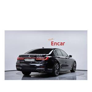 BMW Serie 7 740d XDrive M Sport, Modelo Marzo 2021, 32,185 km, Caja de Cambios Automática, Asientos de Cuero, Cámara Trasera, Combustible Diésel, Volante a la Izquierda - Product Image 2