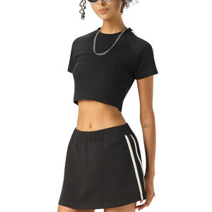 T-shirt de sport pour femme en coton à manches courtes, coupe ajustée, style athlétique, en jersey uni teint, avec bande de refroidissement intégrée - Product Image 2