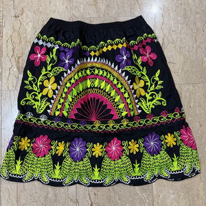 Falda Casual Suave con Diseño Hawaiano, de las Islas de Guam y Micronesia, con Estampado Floral Bordado en Poliéster, Última Moda 2026 - Product Image 1