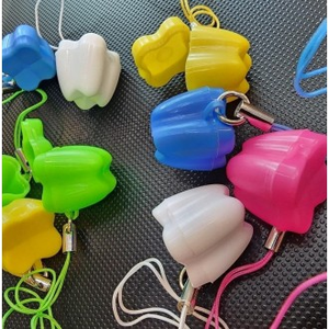 กล่องเก็บฟันสีแบบสุ่มสำหรับโรงเรียนอนุบาลประถมการขัดฟันเครื่องมือทันตกรรมของขวัญเครื่องประดับสำหรับโรงพยาบาล - Product Image 1