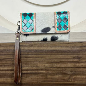 Sac fourre-tout personnalisé en cuir de vache usiné à la main de grande capacité et portefeuille à bracelet en cuir de vache ensembles de 2 pièces assortis à un design à carreaux - Product Image 5