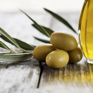 Huile d'olive pure pour la cuisine quotidienne, ingrédient culinaire en bouteille, idéal pour les repas, les vinaigrettes, la pâtisserie, les restaurants, vente en gros - Product Image 5