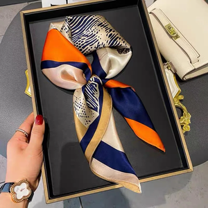 Nouveau Foulard en Soie Carré pour Femme, Foulard de Luxe pour Sac à Main, Foulard de Créateur en Soie 70*70cm - Product Image 6