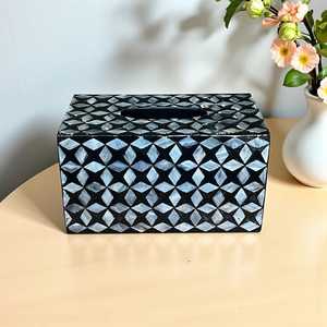 Porte-mouchoirs de luxe PearlAura, boîte en nacre faite à la main avec motif mosaïque personnalisé pour une décoration élégante - Product Image 6
